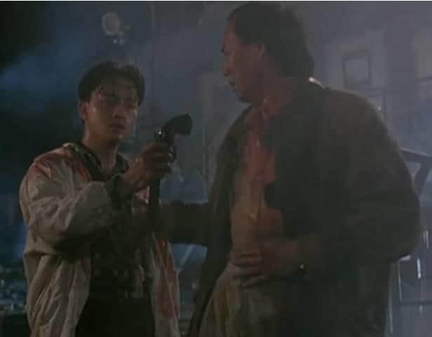 当周润发仲系票房毒药,吴宇森仲未摞最佳导演,呢部电影成就咗佢哋…… 当周润发仲系票房毒药,吴宇森仲未摞最佳导演,呢部电影成就咗佢哋……