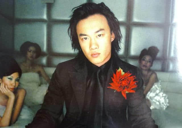 35年《十大劲歌金曲》歌单全部奉上,系时候换下歌单啦! 35年《十大劲歌金曲》歌单全部奉上,系时候换下歌单啦!