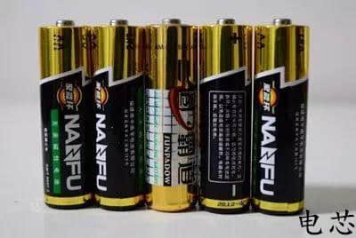 “插座”嘅粤语系咩?“灯泡”嘅粤语又系咩?再唔讲真系冇人识嘎啦! “插座”嘅粤语系咩?“灯泡”嘅粤语又系咩?再唔讲真系冇人识嘎啦!