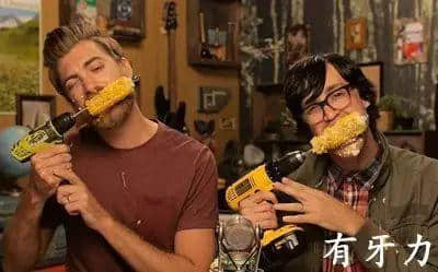 “插座”嘅粤语系咩?“灯泡”嘅粤语又系咩?再唔讲真系冇人识嘎啦! “插座”嘅粤语系咩?“灯泡”嘅粤语又系咩?再唔讲真系冇人识嘎啦!