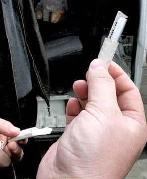 “贼”喺粤语里面有16个叫法,识得5种你都够晒架势咯! “贼”喺粤语里面有16个叫法,识得5种你都够晒架势咯!