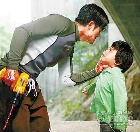 三岁出道，五岁同影帝演戏，八岁见过你所有男神，呢个就系佢哋嘅童年！