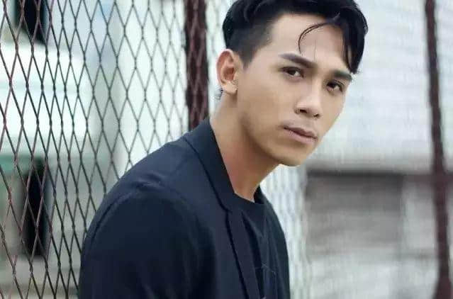 细数广东本土男歌手,睇下你嘅粤语歌单有冇漏咗佢哋? 细数广东本土男歌手,睇下你嘅粤语歌单有冇漏咗佢哋?