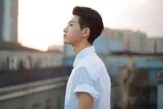 细数广东本土男歌手,睇下你嘅粤语歌单有冇漏咗佢哋? 细数广东本土男歌手,睇下你嘅粤语歌单有冇漏咗佢哋?