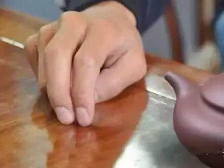 做得出呢啲事,肯定系广东人! 做得出呢啲事,肯定系广东人!