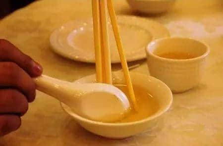 做得出呢啲事,肯定系广东人! 做得出呢啲事,肯定系广东人!