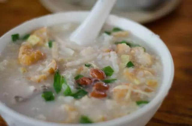 创造了艇仔粥的他们,正在被人遗忘 创造了艇仔粥的他们,正在被人遗忘