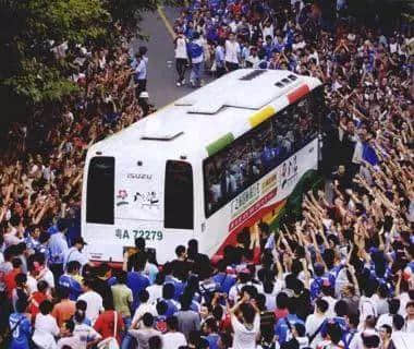 浮沉17载:许家印到来前的广州队挣扎史 浮沉17载:许家印到来前的广州队挣扎史