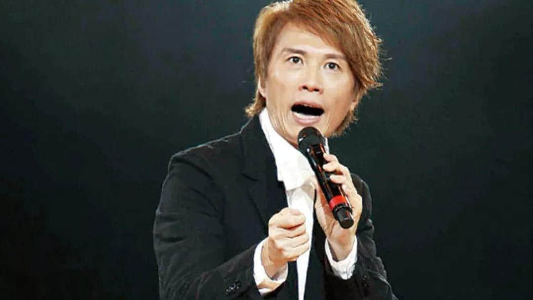 历届香港电影金像奖颁奖典礼的最佳司仪非黄子华莫属! 历届香港电影金像奖颁奖典礼的最佳司仪非黄子华莫属!