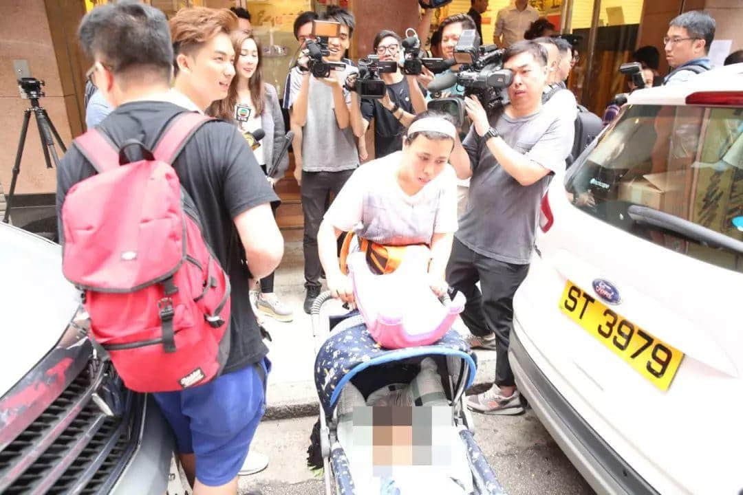 黃子華棟篤笑15萬張門票全部售罄!最高炒至1萬5!網站崩潰… 黃子華棟篤笑15萬張門票全部售罄!最高炒至1萬5!網站崩潰…