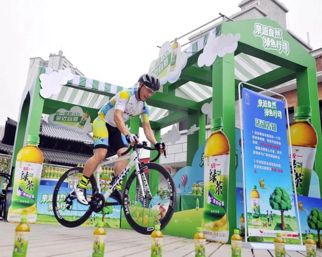 “揾食”艰难?贫穷使他们更强大! “揾食”艰难?贫穷使他们更强大!