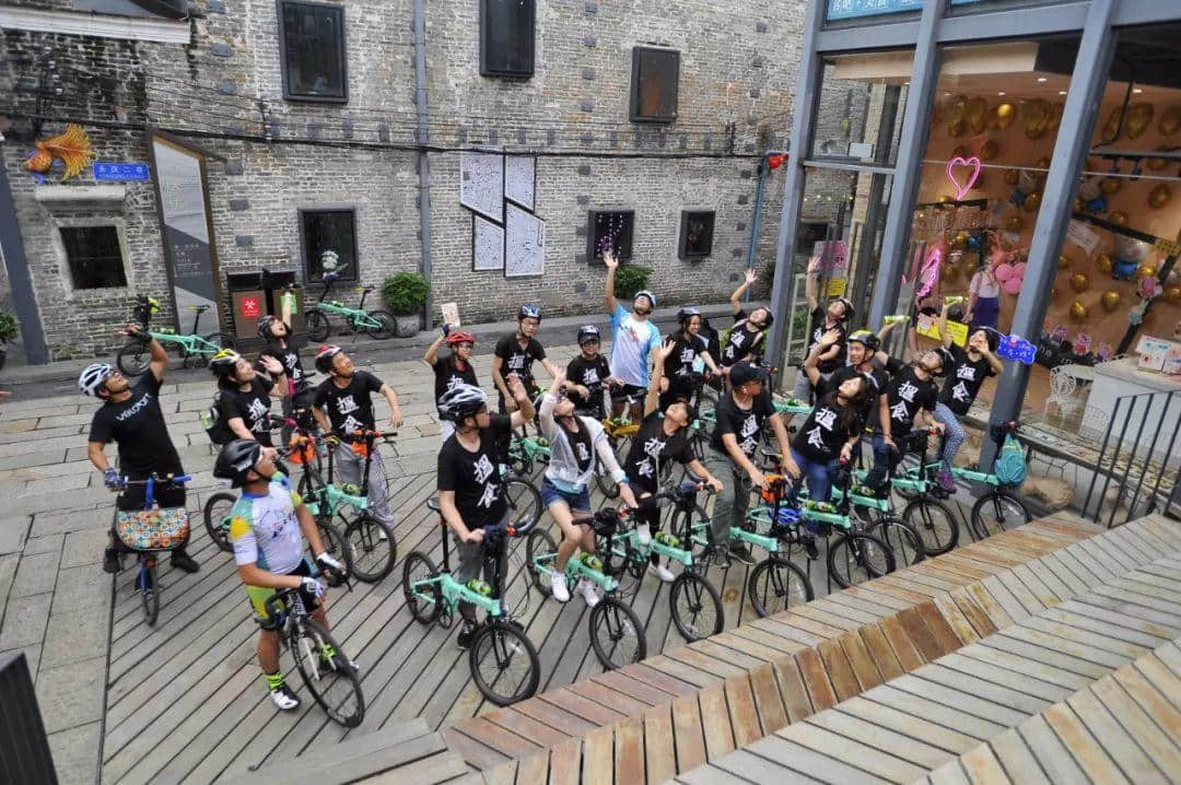 “揾食”艰难?贫穷使他们更强大! “揾食”艰难?贫穷使他们更强大!