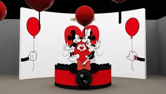 大半个世纪过去了,它们怎么还在恋爱? 大半个世纪过去了,它们怎么还在恋爱?