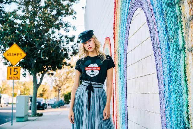 大半个世纪过去了,它们怎么还在恋爱? 大半个世纪过去了,它们怎么还在恋爱?