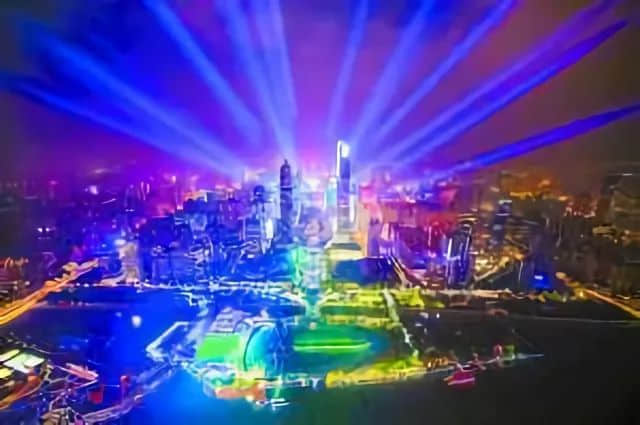 “从春广场到冬广场,我走了三年” | 细数珠江新城槽点 “从春广场到冬广场,我走了三年” | 细数珠江新城槽点