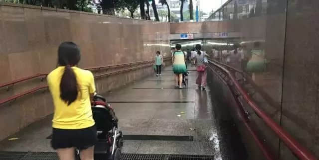 “从春广场到冬广场,我走了三年” | 细数珠江新城槽点 “从春广场到冬广场,我走了三年” | 细数珠江新城槽点