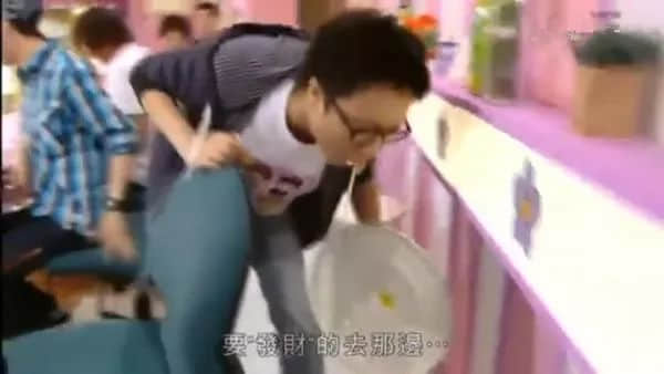 时隔九年,《美女厨房》即将回归!冇咗郑中基,点样食咗先讲? 时隔九年,《美女厨房》即将回归!冇咗郑中基,点样食咗先讲?