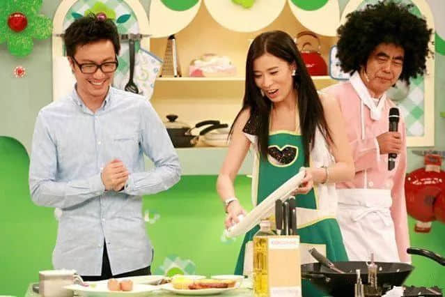 时隔九年,《美女厨房》即将回归!冇咗郑中基,点样食咗先讲? 时隔九年,《美女厨房》即将回归!冇咗郑中基,点样食咗先讲?