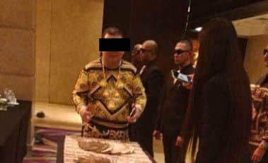 网曝马来西亚王子澳门赢下2000万,见人就派!真相是…… 网曝马来西亚王子澳门赢下2000万,见人就派!真相是……