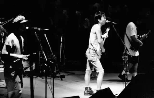 对不起,广州歌坛再无偶像 对不起,广州歌坛再无偶像