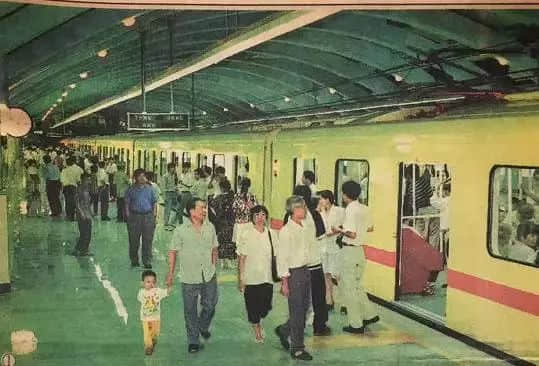 有个身家百亿嘅广州仔过生日,你唔准备同佢讲声生日快乐? 有个身家百亿嘅广州仔过生日,你唔准备同佢讲声生日快乐?