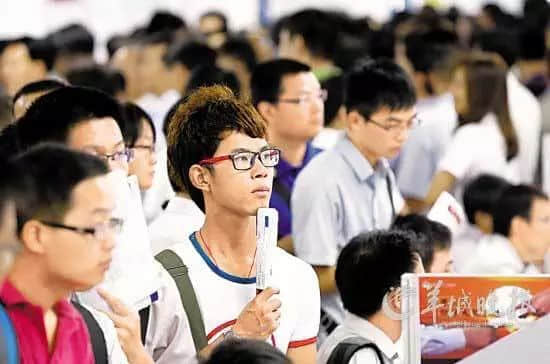 @广州职场菜鸟:毕业一年,你换了多少份工作? @广州职场菜鸟:毕业一年,你换了多少份工作?