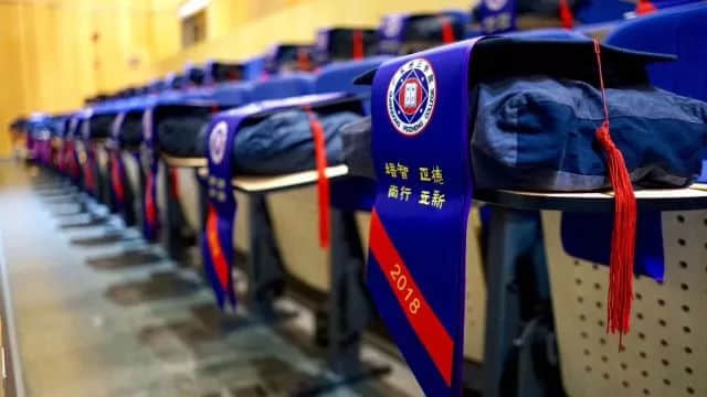 @广州职场菜鸟:毕业一年,你换了多少份工作? @广州职场菜鸟:毕业一年,你换了多少份工作?