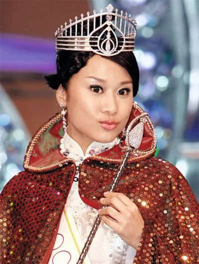 我用咗一分钟,令自己做咗香港小姐冠军! 我用咗一分钟,令自己做咗香港小姐冠军!