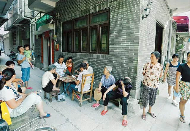 《广州保命指南》 《广州保命指南》