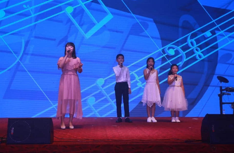 穿越半世纪的歌声——怀念陈百强