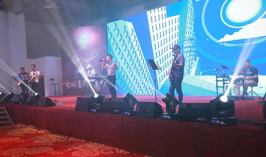 穿越半世纪的歌声——怀念陈百强