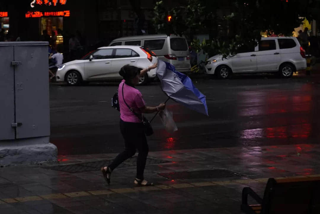 “山竹”过境 “山竹”过境