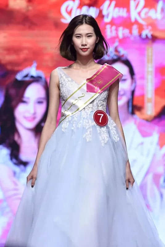 恐怖过香港小姐!“亚洲小姐”海选场面震撼!网友:惊吓过午夜凶铃... 恐怖过香港小姐!“亚洲小姐”海选场面震撼!网友:惊吓过午夜凶铃...