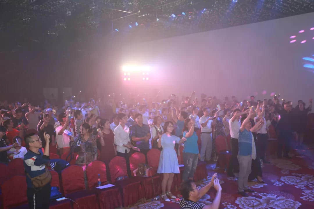 穿越半世纪的歌声——怀念陈百强