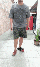 最惨网红!设计1000多件产品,各个火爆,却一个都没人买... 最惨网红!设计1000多件产品,各个火爆,却一个都没人买...