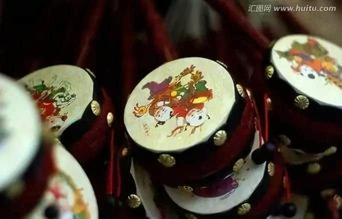 最惨网红!设计1000多件产品,各个火爆,却一个都没人买... 最惨网红!设计1000多件产品,各个火爆,却一个都没人买...