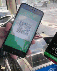 广州公交咁拥挤,为何会成为老广最偏爱的交通工具? 广州公交咁拥挤,为何会成为老广最偏爱的交通工具?