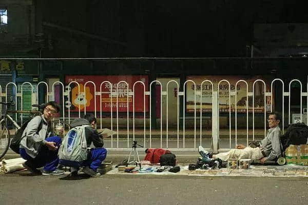 古有“鬼市”天光墟,广州人你去唔去? 古有“鬼市”天光墟,广州人你去唔去?