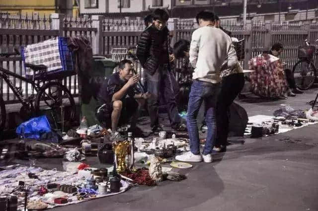 古有“鬼市”天光墟,广州人你去唔去? 古有“鬼市”天光墟,广州人你去唔去?