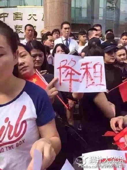 在没有双十一的年代，十三行就是每个广州人的淘宝天堂