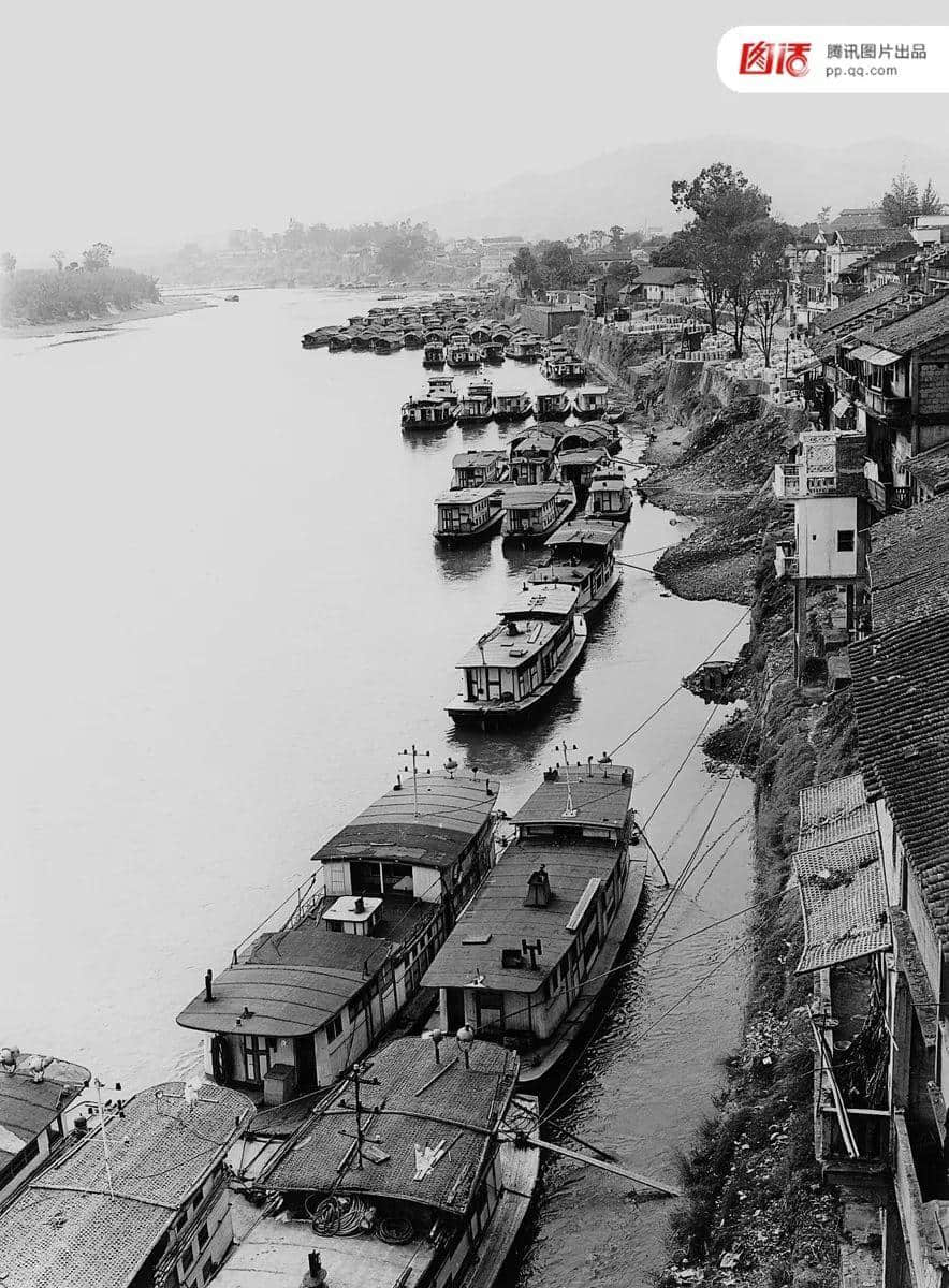 安哥镜头下的改革开放40年:不过是小人物的悲与喜 安哥镜头下的改革开放40年:不过是小人物的悲与喜