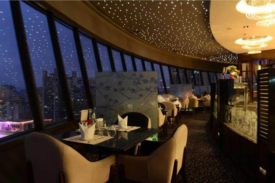 今年圣诞,我哋一于留喺广州睇“雪”! 今年圣诞,我哋一于留喺广州睇“雪”!