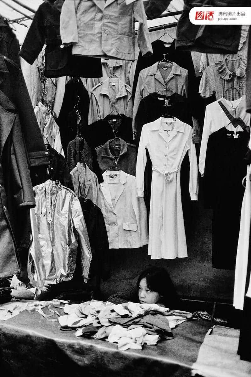 安哥镜头下的改革开放40年:不过是小人物的悲与喜 安哥镜头下的改革开放40年:不过是小人物的悲与喜