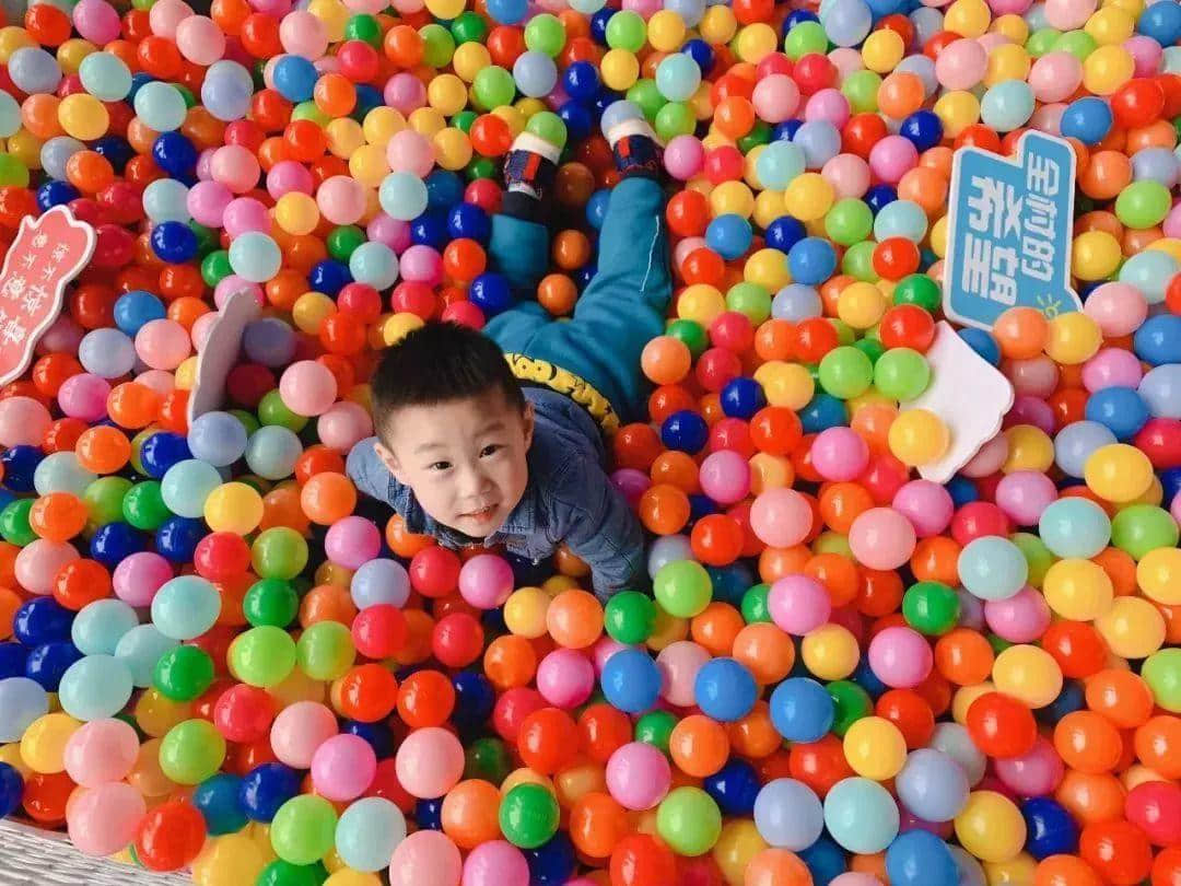 “金牛奖”之《中国原创设计师论坛》开讲了! “金牛奖”之《中国原创设计师论坛》开讲了!