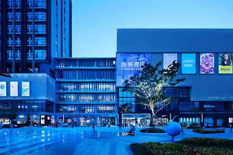 消逝与涅槃——广州实体书店物语 消逝与涅槃——广州实体书店物语