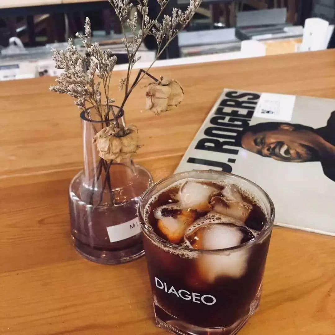 体育西横街小区里,藏着全广州最值得一去的黑胶唱片店 体育西横街小区里,藏着全广州最值得一去的黑胶唱片店