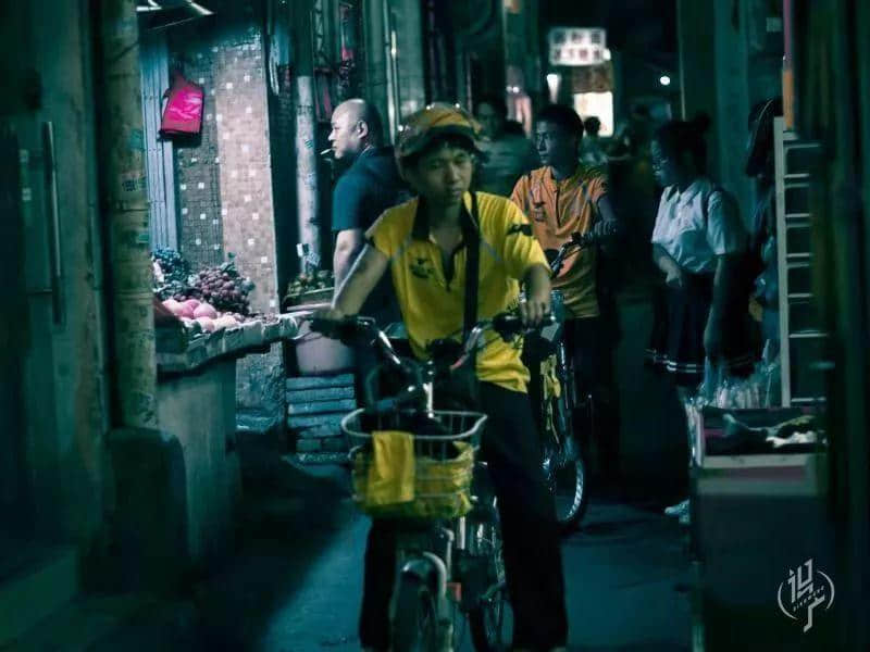 广州街头外卖交通违法乱象,有人管吗? 广州街头外卖交通违法乱象,有人管吗?