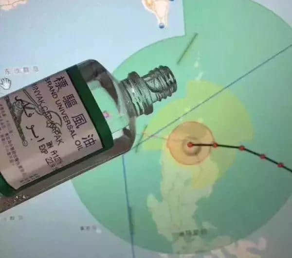 在广东,比凉茶更万能的是药油! 在广东,比凉茶更万能的是药油!