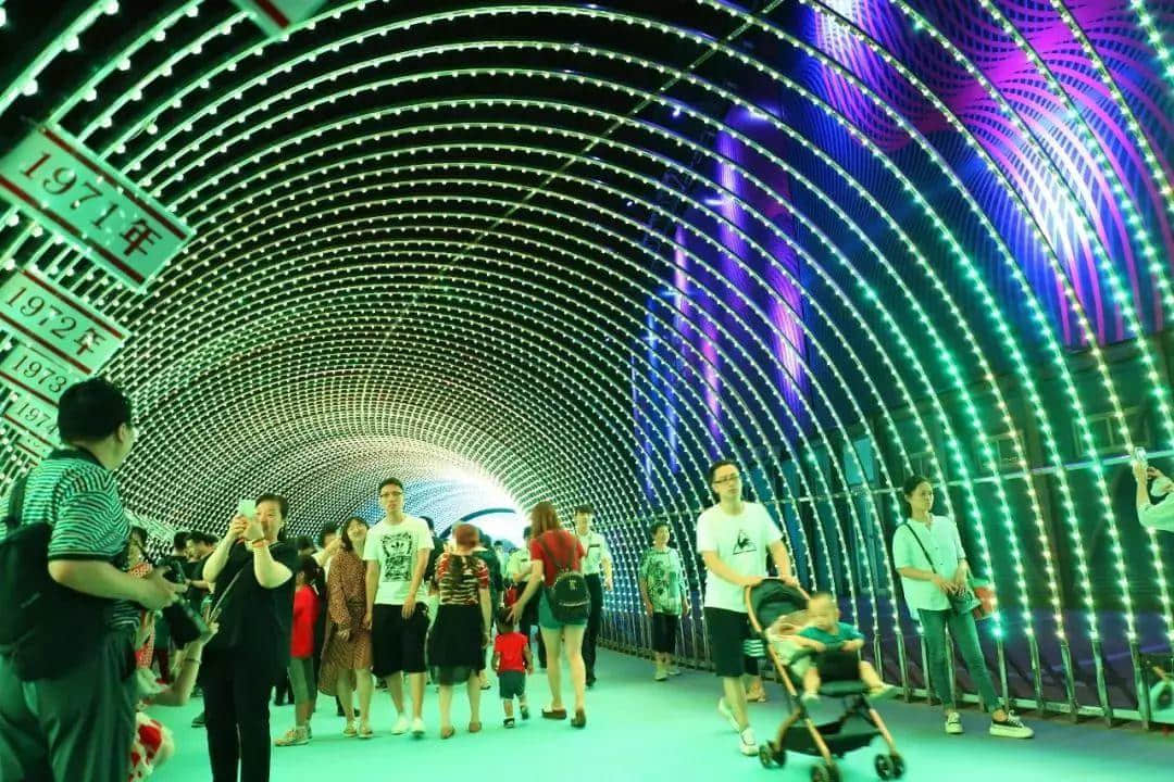 广州春节打卡圣地,追寻光与好玩的一切,尽在这里! 广州春节打卡圣地,追寻光与好玩的一切,尽在这里!