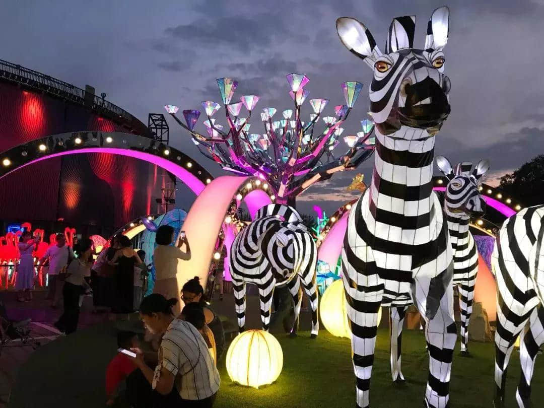 广州春节打卡圣地,追寻光与好玩的一切,尽在这里! 广州春节打卡圣地,追寻光与好玩的一切,尽在这里!